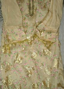 Kurti Pent Dupatta