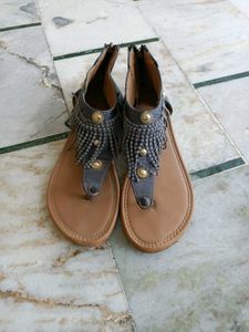 Embellished grey Flats
