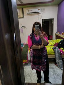 Pink &amp; Navy Printed Kurti