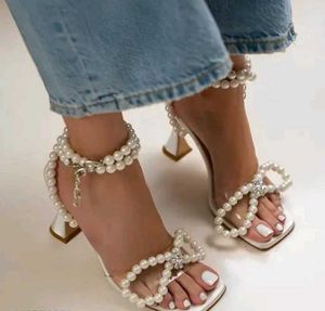 Trendy Pearl Heels