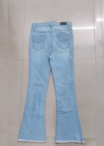 Trendy - BootCut Jeans (Hardly Worn)
