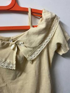 Cute Lace Collar Top