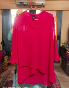 Chic Pink Flowy Top