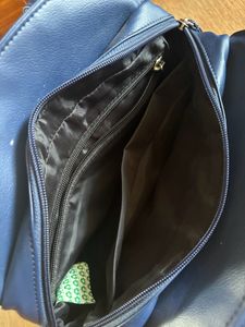 Baggit women blue shoulder bag