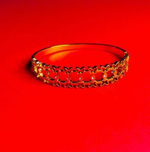 2 Luxe Gold Tone Bracelet
