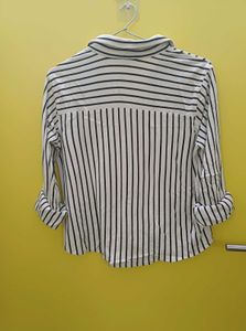 Levi&#39;s Black and White Striped Shirt