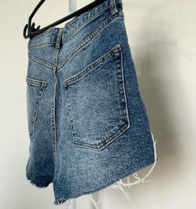 H&amp;M High Waisted Skort