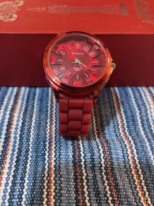WOMAGE Quartz Red Watch