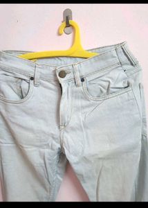 Light Wash High-Waisted Skinny Jeans