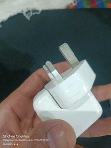 UK Based Apple 3 Pin Charger