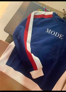 Girls Sweatshirt.Brand New Red Tape