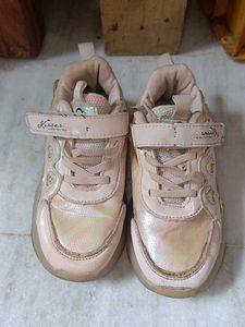 Girl's Pink "Kisses" Sneakers
