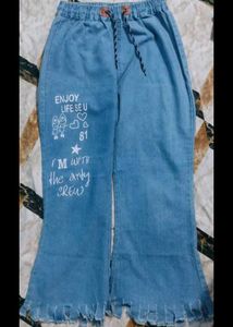 Light Wash Denim Pants.😍