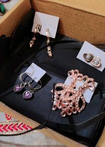 Earrings Set
