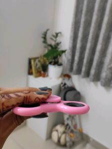 Fidget Spinner Along With Free Hello Kitty Badge