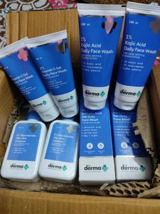 Face Washes From The Derma Co