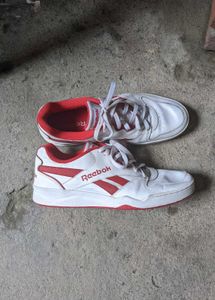Vintage Reebok Sneakers - White &amp; Red