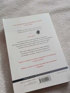 Sapiens by Yuval Noah Harari