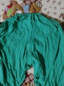 Green Leggings for women 💚