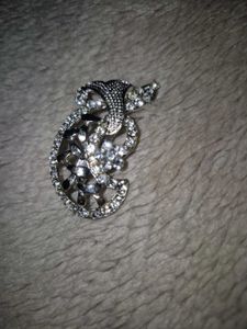 Brooch