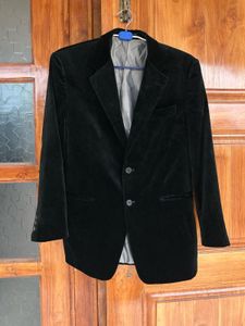 Nina Ricci Authentic 💯 Velvet Blazer