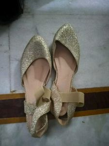 Golden Bellies Venus Steps