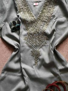 Embroidered Tunic Top