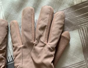 Soft Pink Winter Gloves