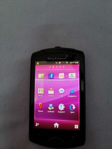 Sony Ericsson WT19i