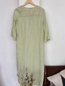 Beautiful Green Kurti For Summer
