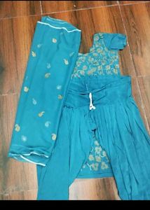 Embroidered Kurta Set