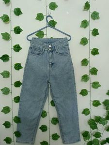 URBANIC mom Jeans In Blue Colour