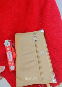 Beige leather Wallet with Zipper Detail