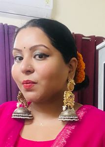 Elegant Gold Jhumka Earrings