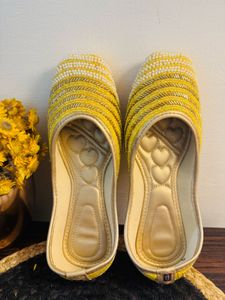 Yellow Beaded Juttis - Size 6