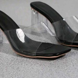 Transperent Heels 👠