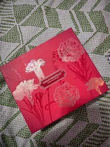 Forest Essentials Beauty Gift Set