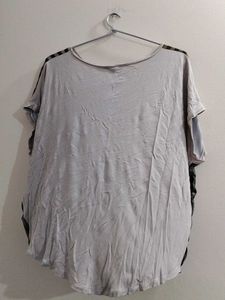 Striped Women&#39;s Top
