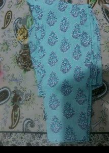 Crepe Saree With Blouse