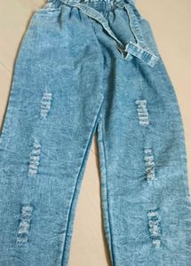 Distressed Denim Jeans with Belt