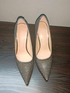 Black Shimmery Pumps
