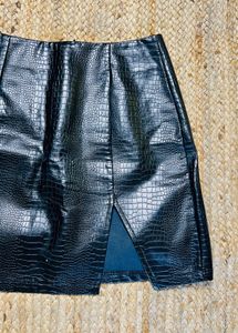 Beautiful Leather Mini Skirt ♥️