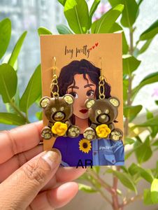 Teddy With Yellow Rose Earring