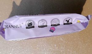 3 Mini Wet Wipes - 8 Pieces