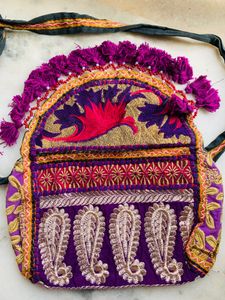 Reselling- boho sling bag