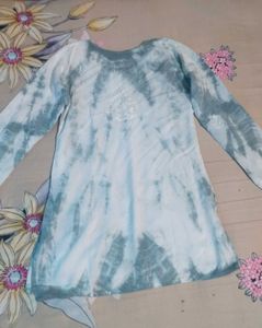 Authentic Chikankari Kurti