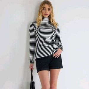 Striped Turtleneck ribbed Top