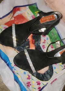 Black Sandles