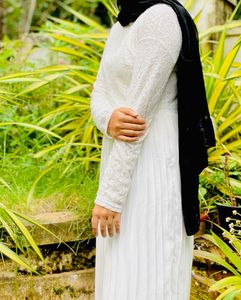 Elegant White ruffle Gown