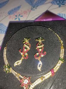 Elegant Necklace &amp; Earring Set